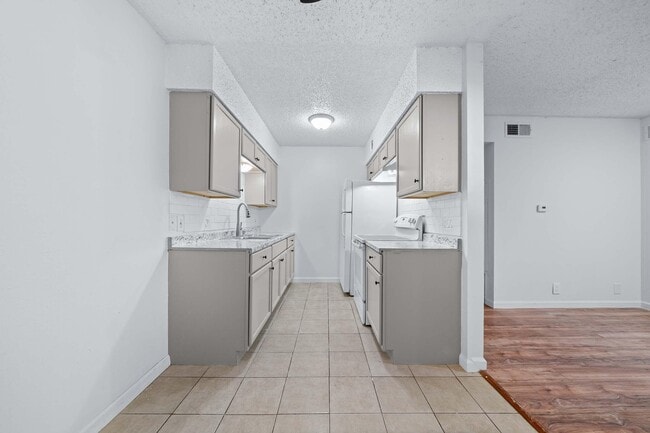 Building Photo - The Preserve Quail Creek