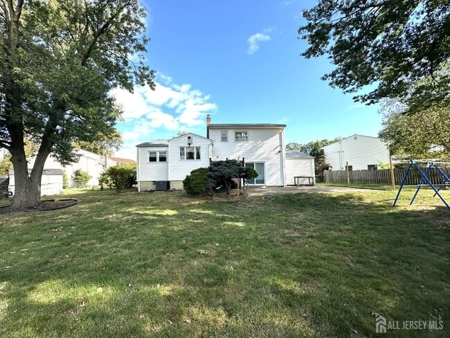 Building Photo - 7 Timothy Ct