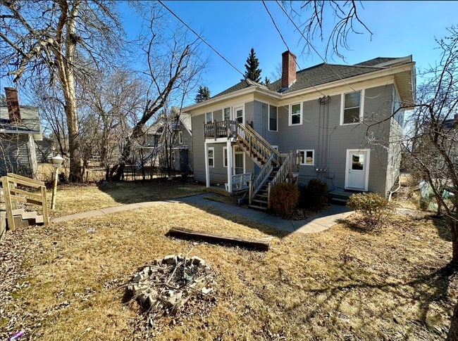 Building Photo - 2107-2107 E 5th St