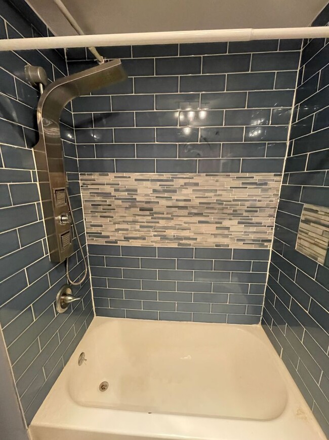 Building Photo - CASS D APARTMENTS-516 Kirby