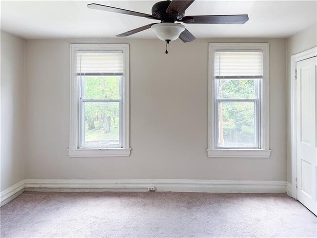Building Photo - 644 4th St