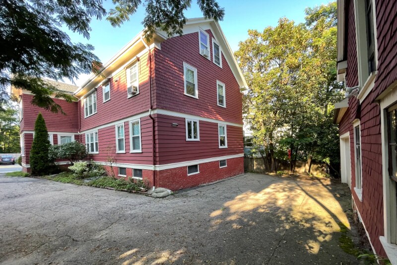 Building Photo - 19 E Manning St