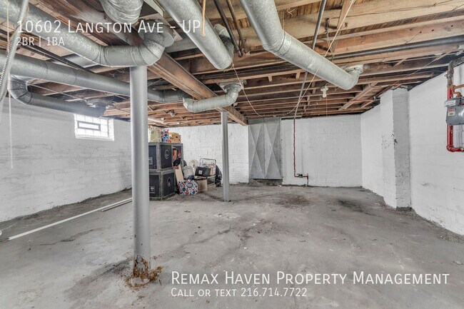 Building Photo - 10602 Langton Ave