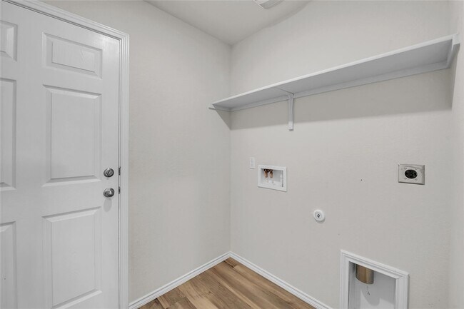 Building Photo - 144 Willers Rd