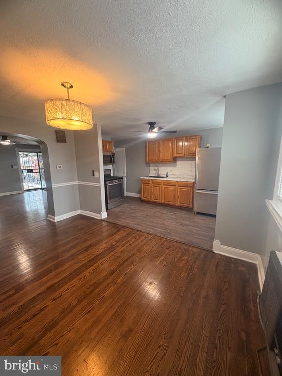 Building Photo - 7420 Ruskin Rd