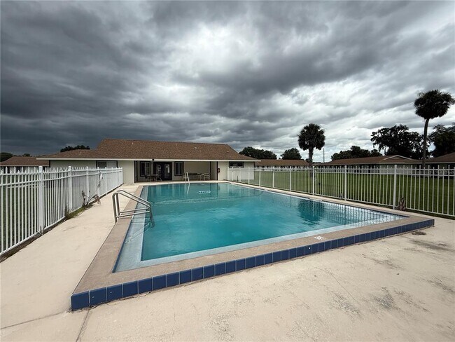 Building Photo - 2744 Botts Landing Rd