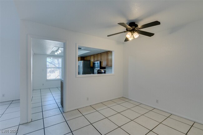 Building Photo - 4012 Grasmere Ave