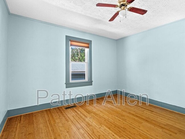 Building Photo - 83 5th Ave