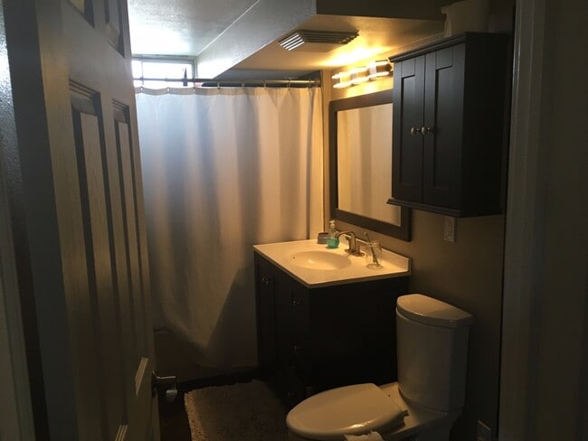 Building Photo - Live a Block Away from Sloan's Lake! Licen...