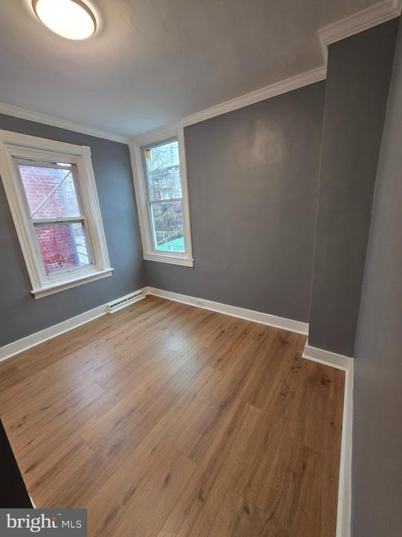 Building Photo - 521 Birch St