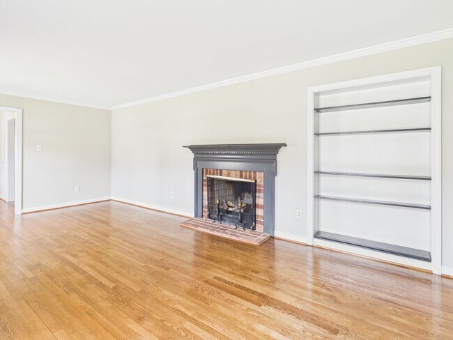 Building Photo - 1519 Chauncey Ln