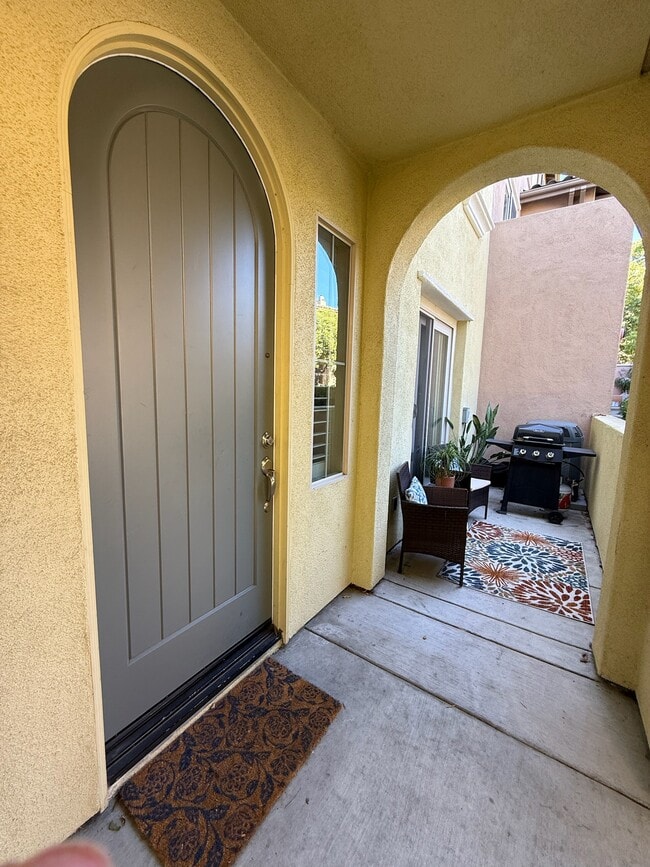 Building Photo - 2513 Escala Cir