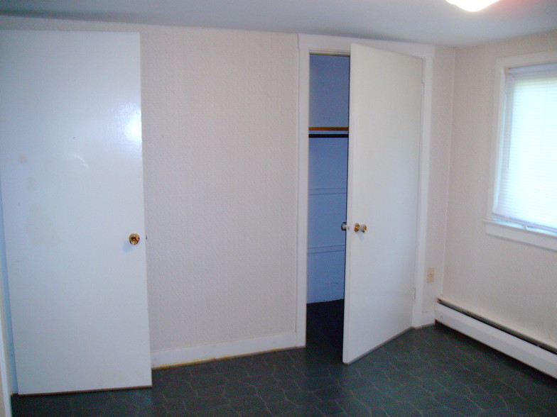Building Photo - 39 Wellsprings Lane