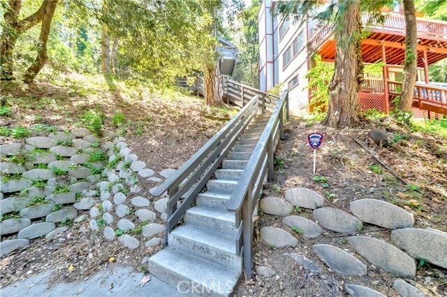 Building Photo - 828 Fern Dr