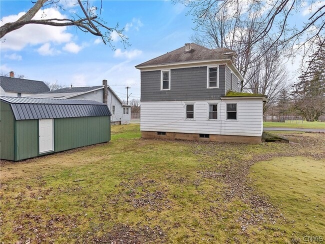 Building Photo - 409 N 6th St