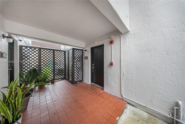 Building Photo - 13045 SW 68th St