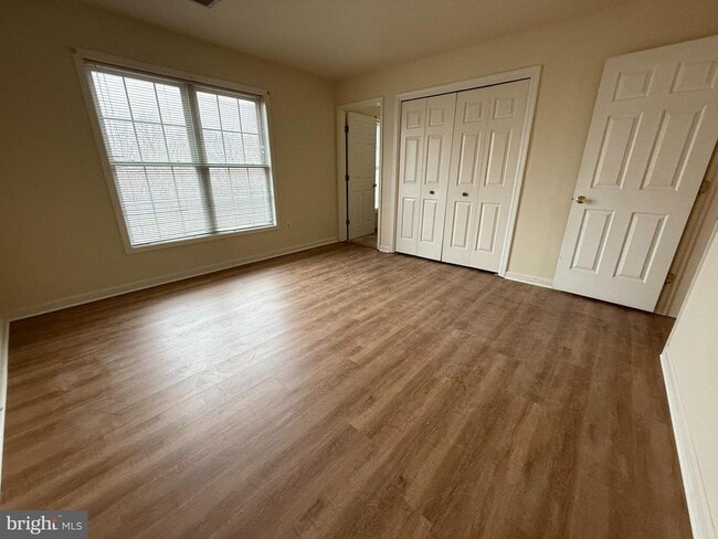 Building Photo - 700 E H St