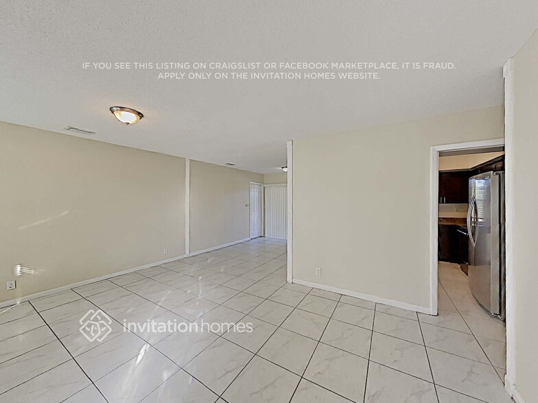 Building Photo - 7805 NW 40th St