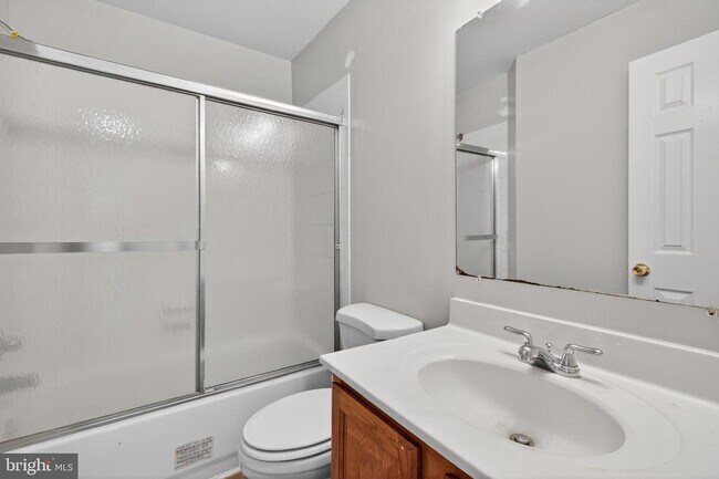 Building Photo - 266 Brock Bridge Rd