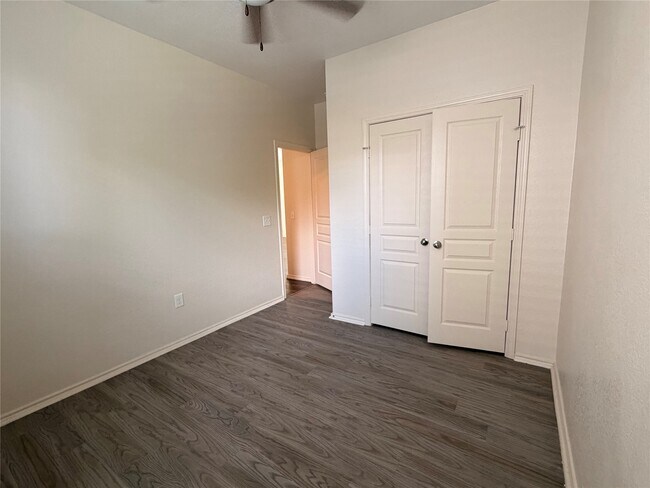 Building Photo - 4622 Champions Landing Dr