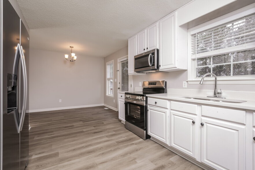 Building Photo - 100 Kildare Ct