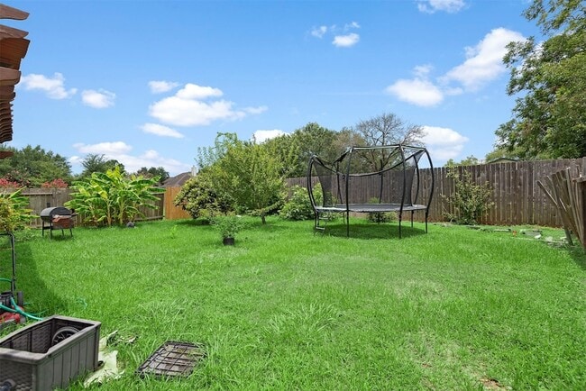 Building Photo - 5719 Indigo Trails Dr