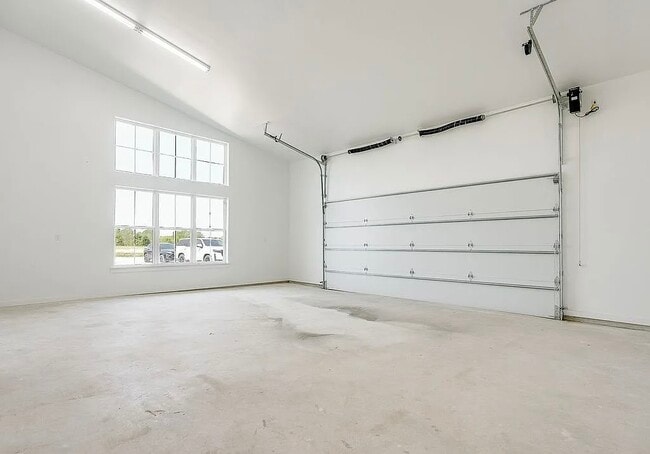 Building Photo - 17466 County Rd 3539