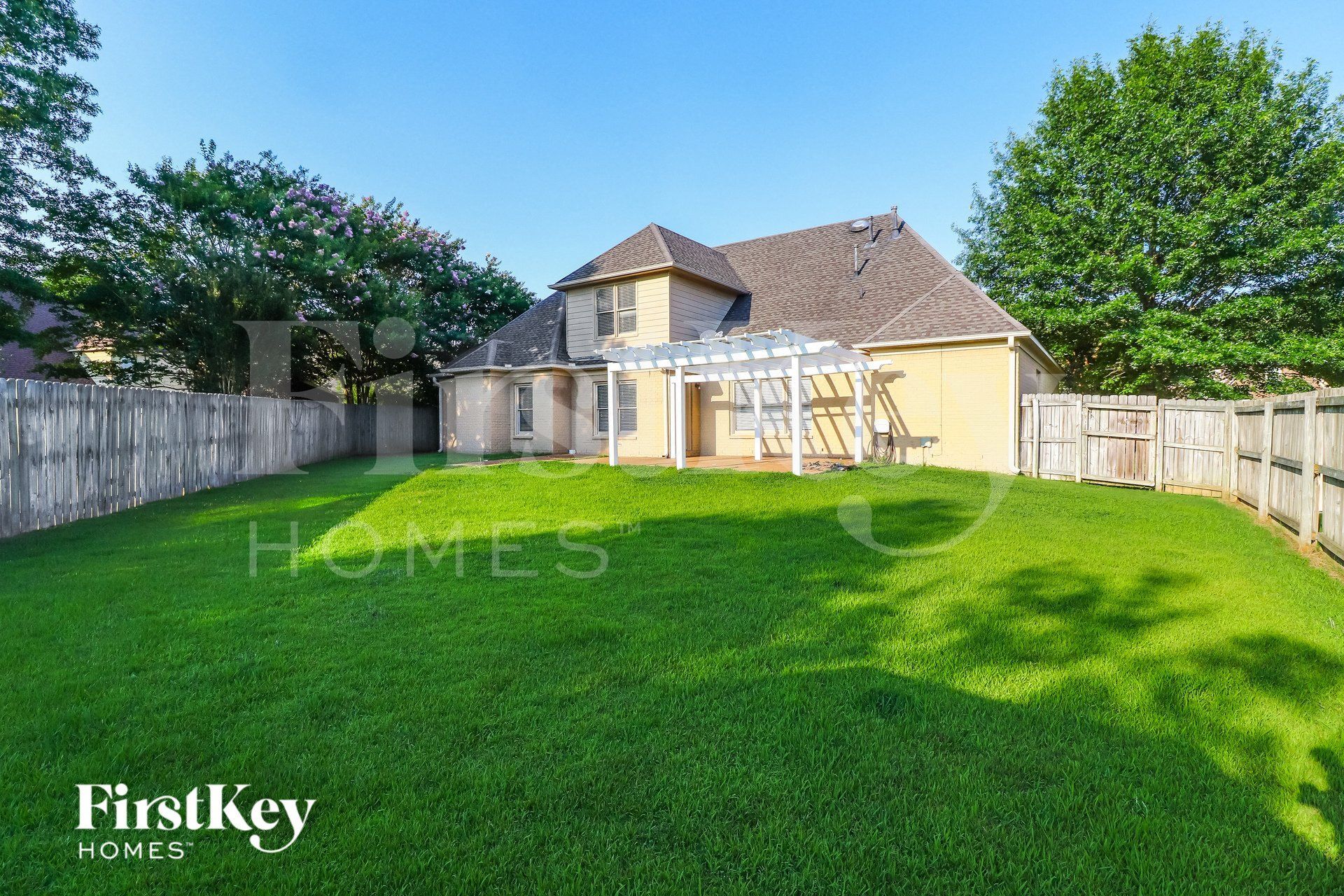 Building Photo - 1323 Crossmont Cove