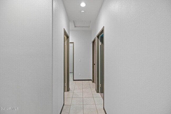 Building Photo - 3124 Via Bella Rosa Ave