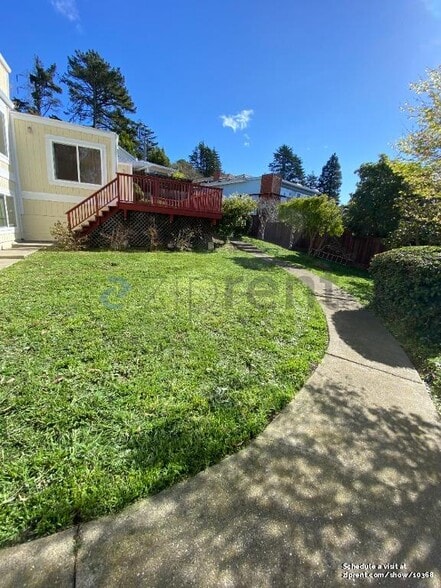 Building Photo - 8590 Terrace Dr