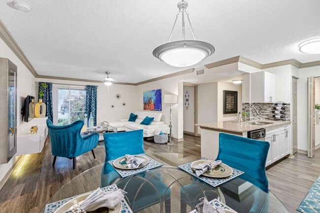 Interior Photo - ARIUM Sunrise