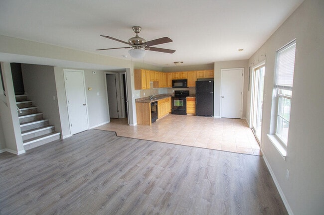 Building Photo - 5307 Silver Mill Dr