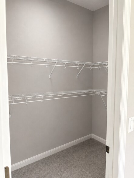 Master bedroom her's closet - 12966 Freeman St