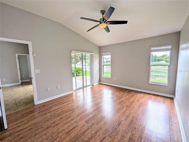 Building Photo - 15524 Lake Bella Vista Dr