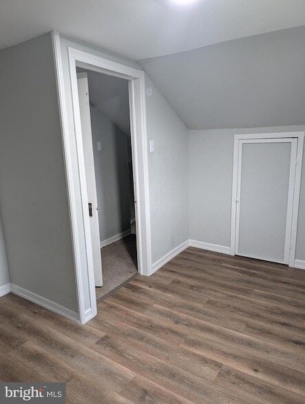 Building Photo - 411 E Cherry St