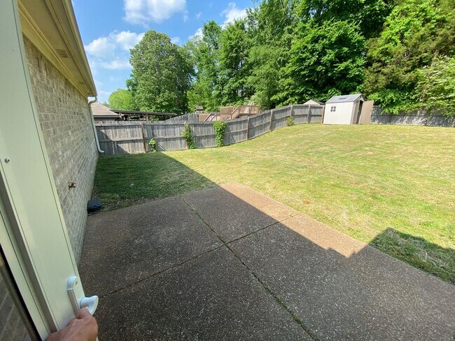 Building Photo - SPRING LAKE ADORABLE HOME with Backyard Fence