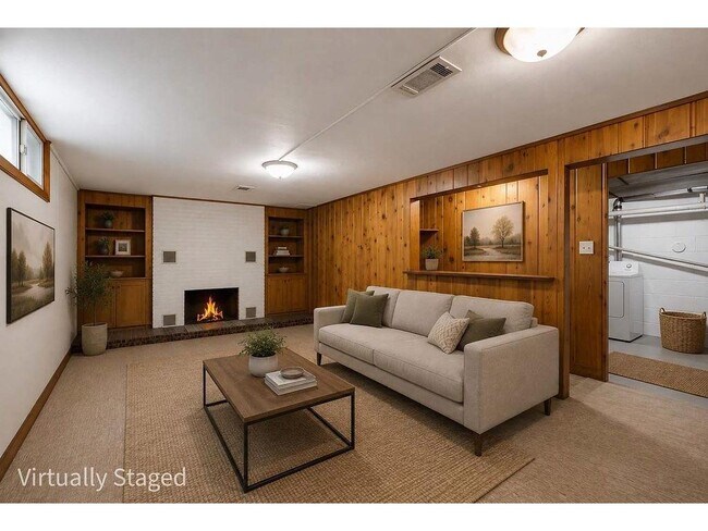Building Photo - 2615 Shadywood Rd