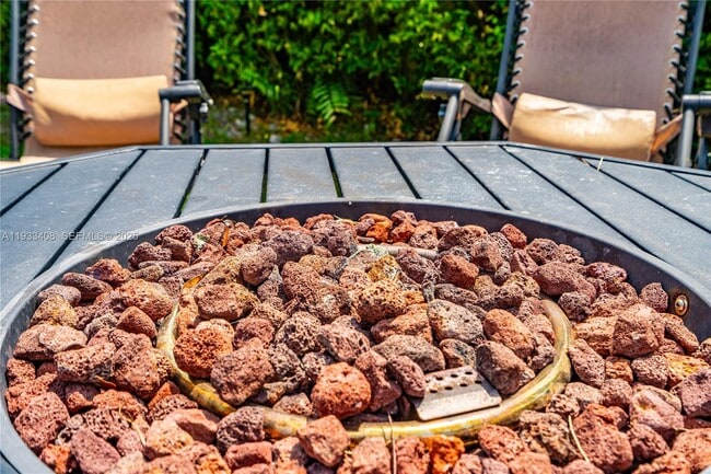 Building Photo - 437 NE 107th St