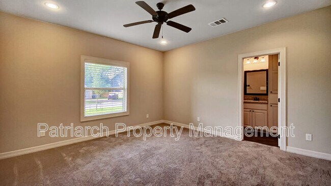 Building Photo - 1309 Foster Ave