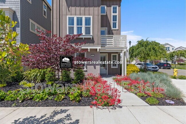 Building Photo - 2012 Confidence Wy