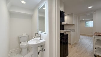 Building Photo - 212 Alderman Rd