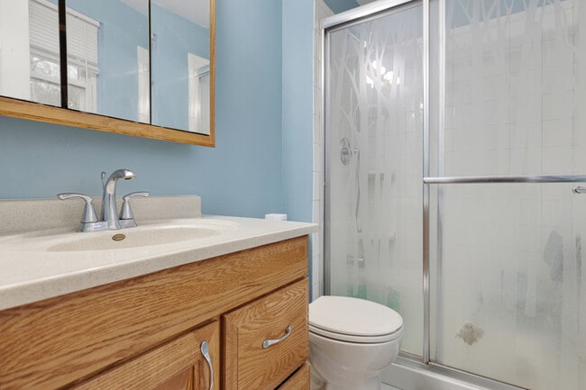 Building Photo - 818 Dunbar Ct