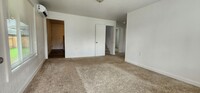 Building Photo - 3 Bedroom Albany House - Pet Friendly