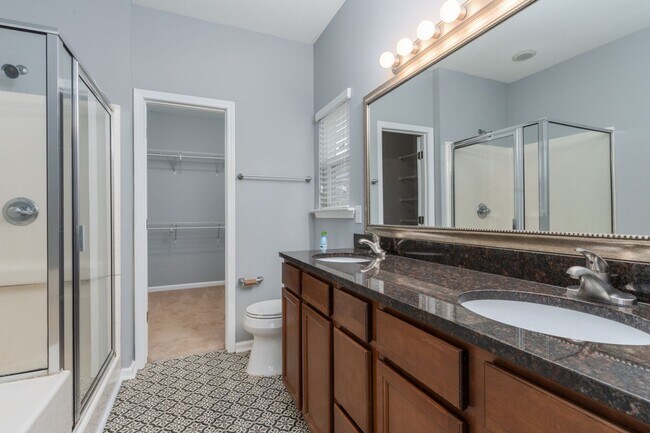 Building Photo - 223 Chestnut Oak Ln