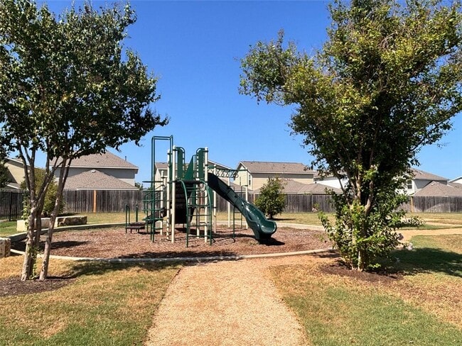 Building Photo - 8302 Cottage Rose Dr