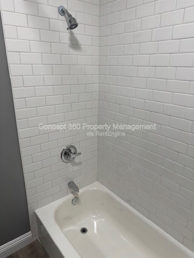 Building Photo - 714 Lime Ave