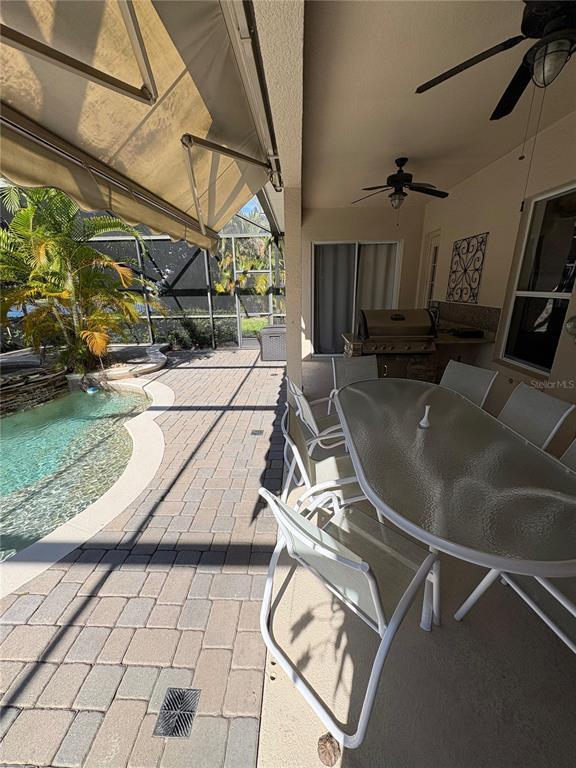 Building Photo - 9718 Pineola Dr