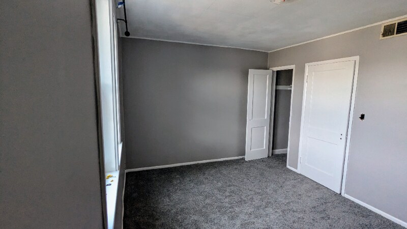 Building Photo - 1048 Parksley Ave