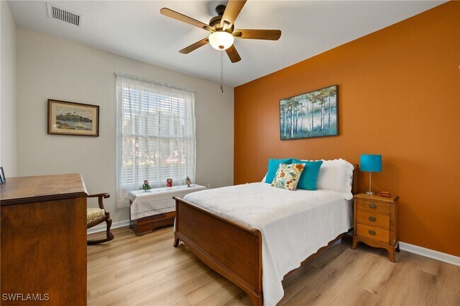 Building Photo - 17486 Old Harmony Dr