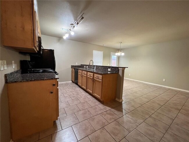 Building Photo - 3400 SW Deerfield Blvd